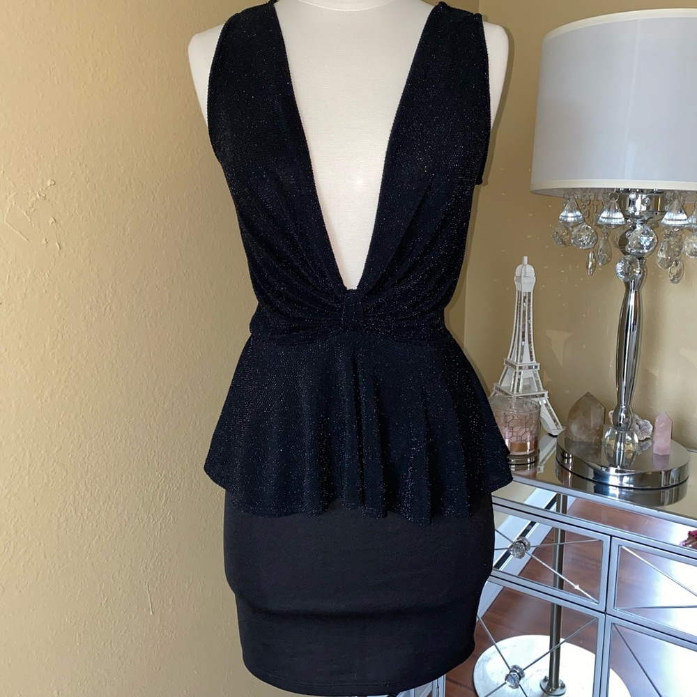 Glitter Black Sleeveless Deep V Neck Peplum Dress